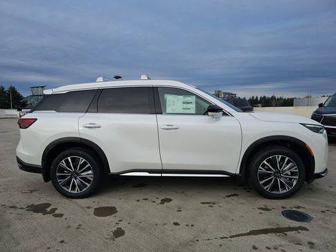 New 2026 INFINITI QX60 Luxe w/ Cargo Package image 9