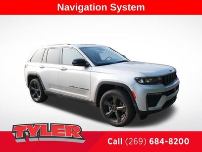 New 2026 Jeep Grand Cherokee Limited w/ Limited Altitude Package