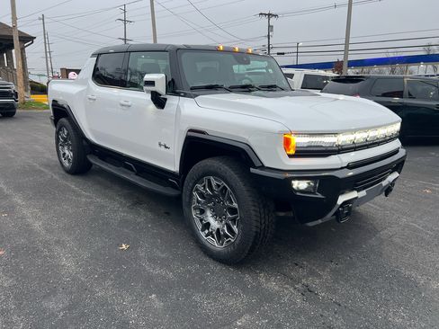 Used 2025 GMC Hummer EV 3X image 3