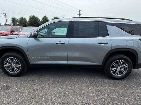 New 2026 Chevrolet Traverse LT FWD image 11