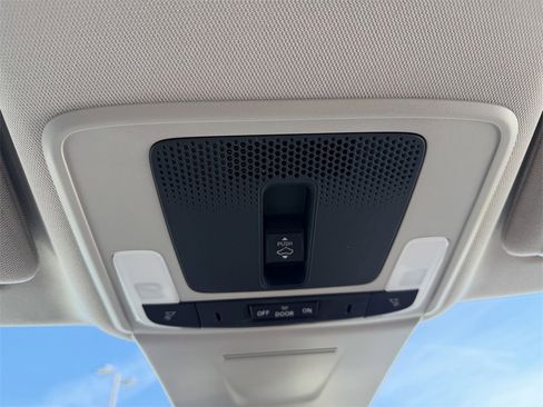 Used 2024 Honda Civic EX image 31