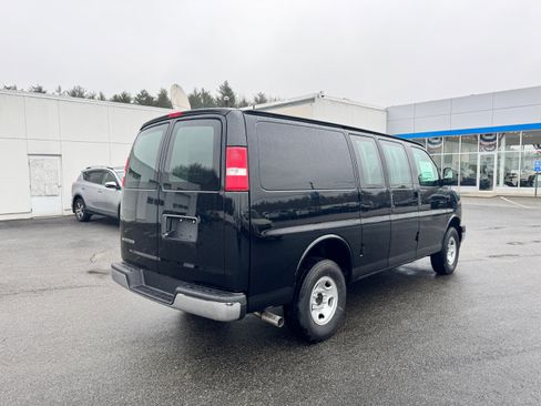 New 2026 Chevrolet Express 2500 w/ Driver Convenience Package image 3