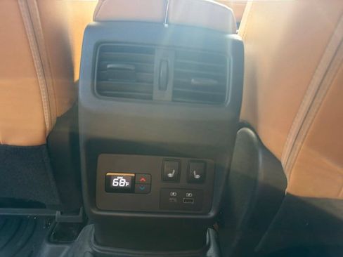 Used 2022 Nissan Rogue Platinum w/ Head-Up Display Package AWD/4WD image 25