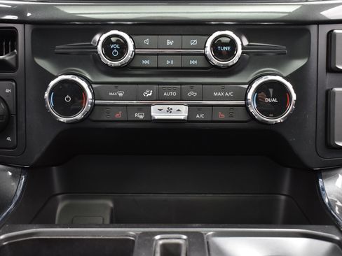 Used 2022 Ford F150 XLT w/ Equipment Group 302A High image 34