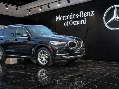 Used 2023 BMW X5 xDrive40i AWD/4WD image 1