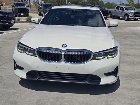 Used 2020 BMW 330i Sedan w/ Convenience Package RWD image 10