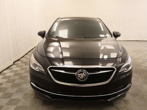 Used 2017 Buick LaCrosse Premium image 4