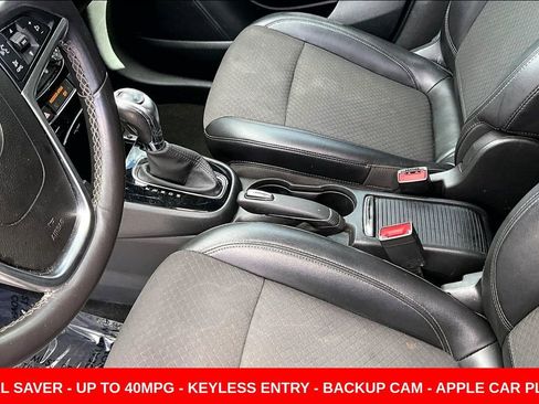 Used 2020 Buick Encore Preferred image 16