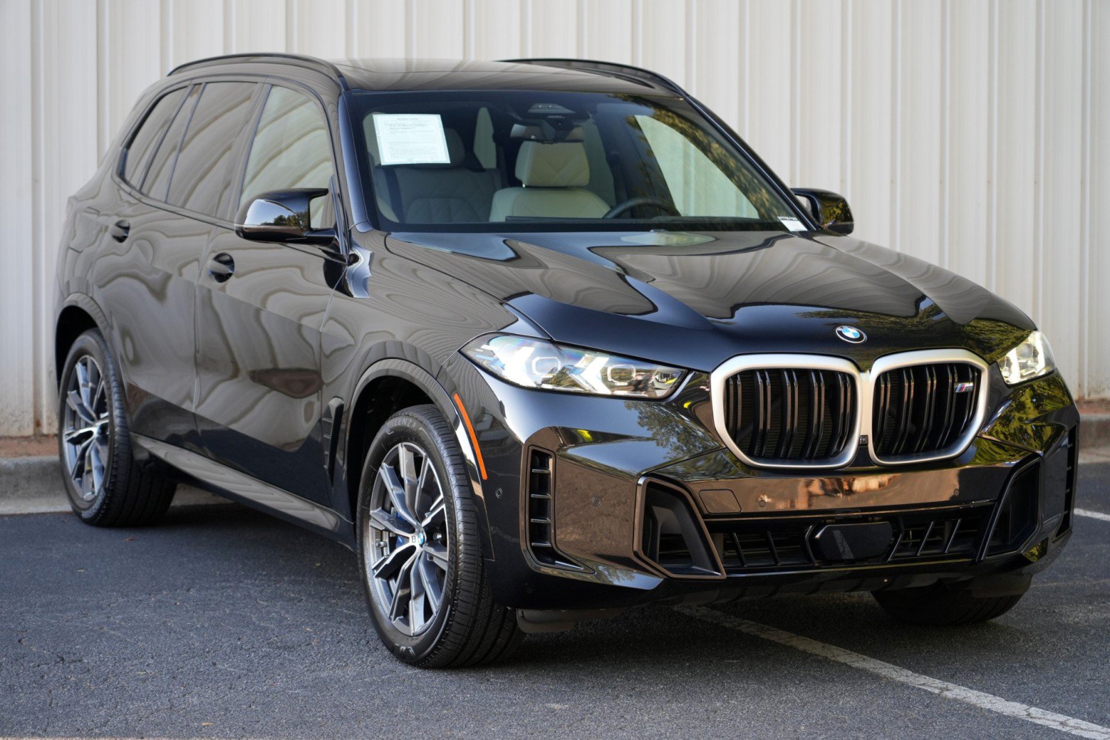 Used 2025 BMW X5 M60i w/ Climate Comfort Package AWD/4WD image 61