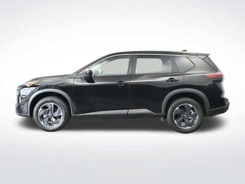 Used 2025 Nissan Rogue SV FWD image 9
