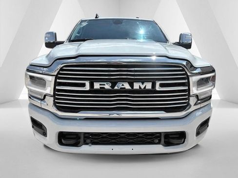 Used 2024 RAM 2500 Laramie AWD/4WD image 2