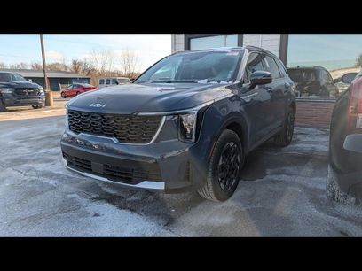 Used 2025 Kia Sorento S