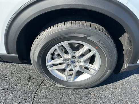 New 2026 Ford Explorer Active image 22