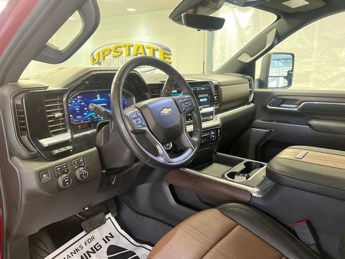 Used 2024 Chevrolet Silverado 2500 High Country w/ Technology Package AWD/4WD image 31