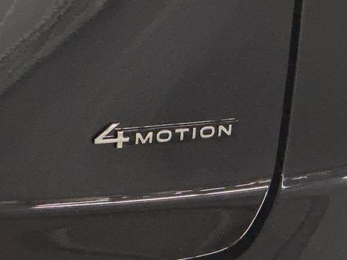 New 2026 Volkswagen Atlas Cross Sport SE image 34