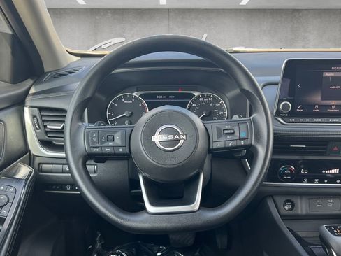 Certified 2024 Nissan Rogue SV image 21