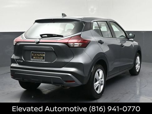 Certified 2025 Nissan Kicks Play S FWD image 4