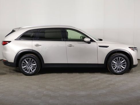 Used 2024 MAZDA CX-90 3.3 Turbo w/ Preferred Plus image 18