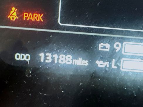 Used 2024 Toyota Tundra Platinum w/ TRD Off-Road Package image 34