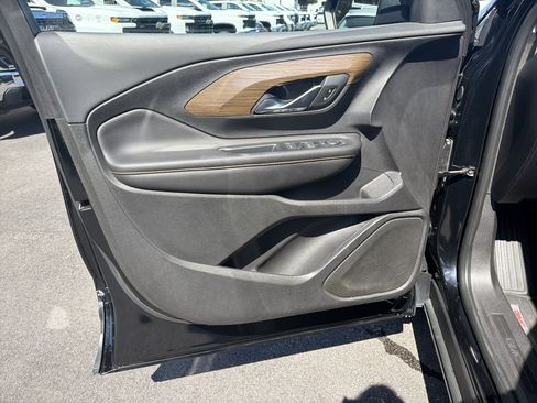 Used 2019 GMC Terrain SLE w/ Driver Convenience Package AWD/4WD image 14