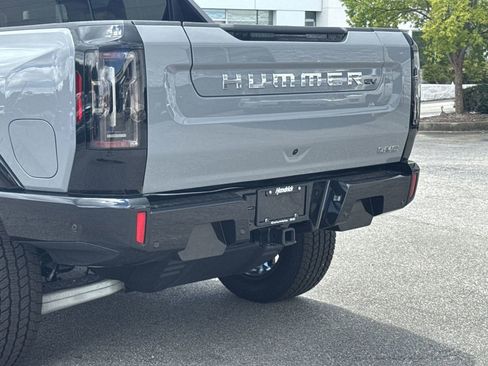 New 2025 GMC Hummer EV 2X image 33