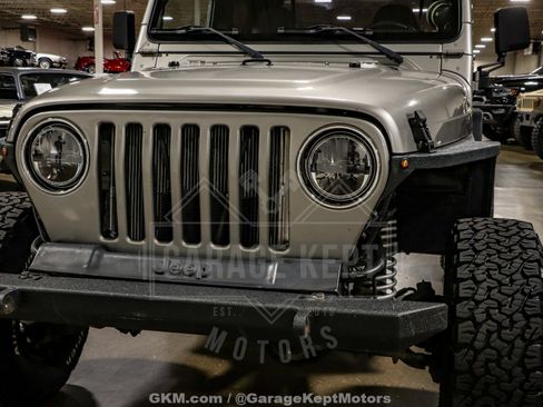 Used 2002 Jeep Wrangler SE AWD/4WD image 19