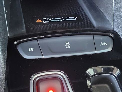 Used 2022 Chevrolet Bolt EUV LT image 13