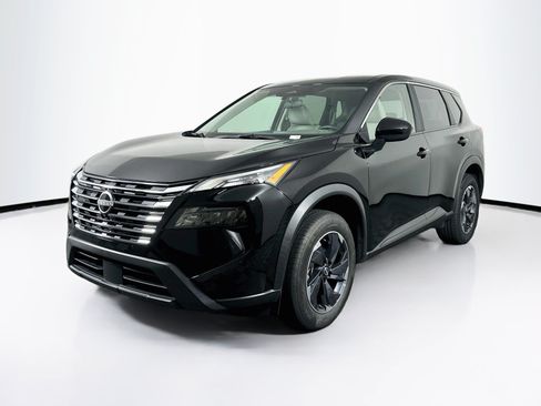 Used 2025 Nissan Rogue SV FWD image 3