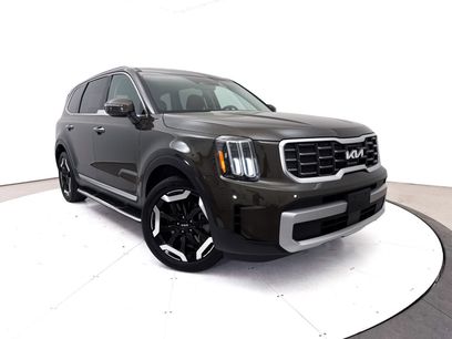 Certified 2023 Kia Telluride S w/ S Sunroof Package
