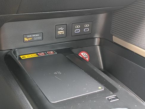 Used 2026 Toyota Camry SE FWD image 24