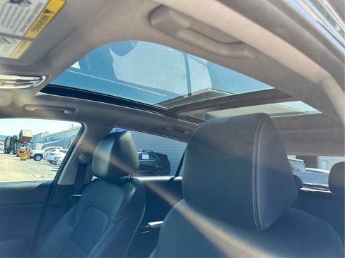 Used 2018 Kia Sportage EX w/ Option Group 040 AWD/4WD image 12