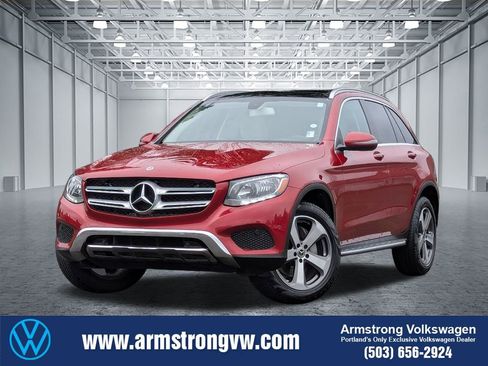 Used 2018 Mercedes-Benz GLC 300 4MATIC image 1