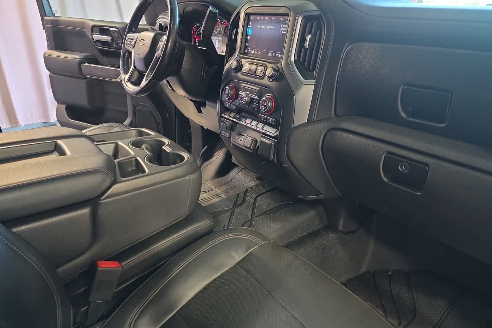 Used 2019 Chevrolet Silverado 1500 LTZ AWD/4WD image 17