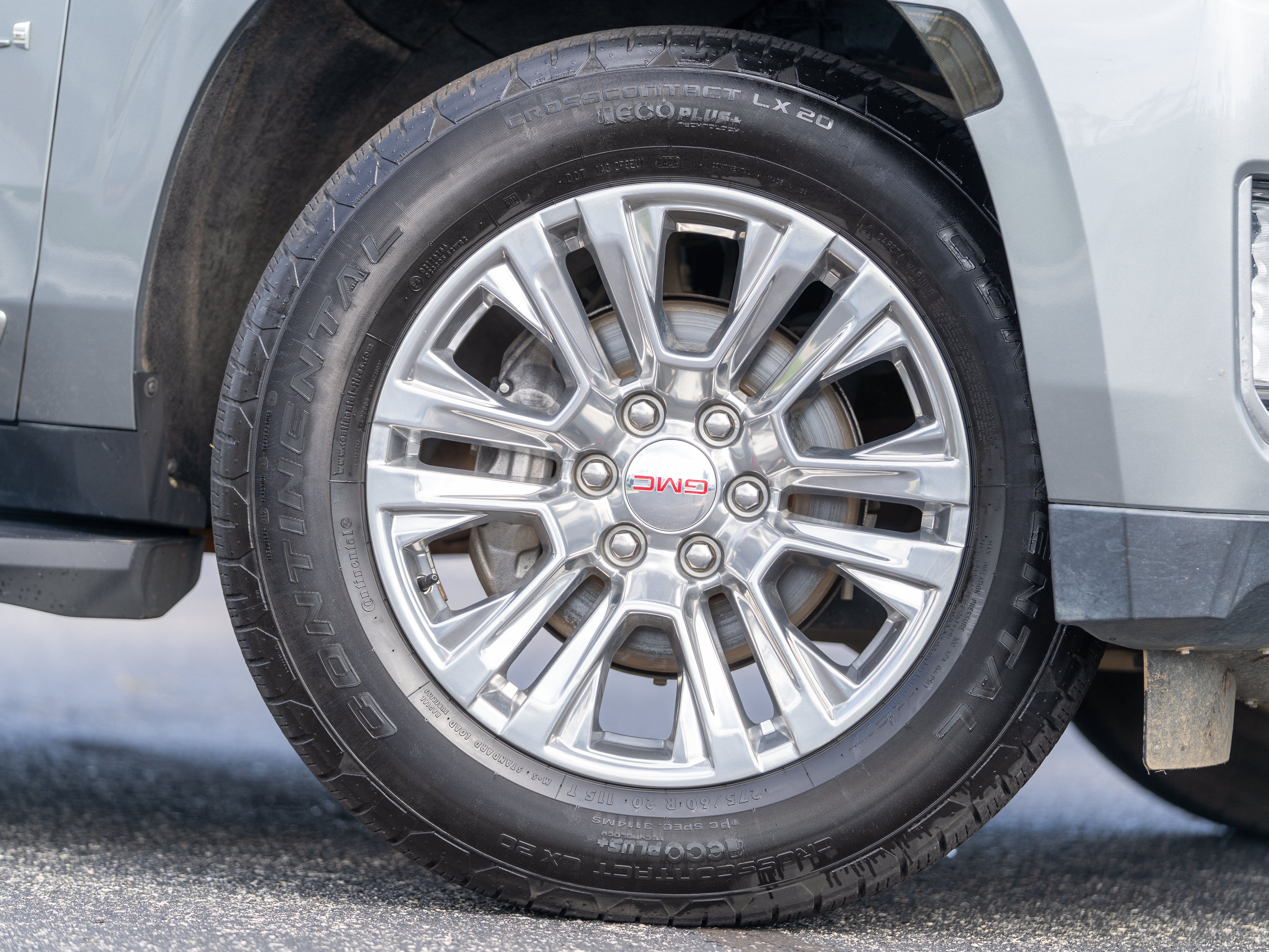 Used 2023 GMC Yukon XL Denali RWD image 43