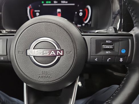 Used 2023 Nissan Pathfinder Platinum w/ Lighting Package (N92) image 19