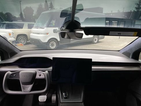 Used 2022 Tesla Model X Plaid AWD/4WD image 11