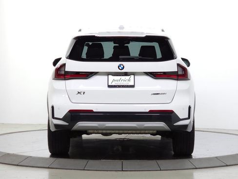 Used 2024 BMW X1 xDrive28i w/ Premium Package AWD/4WD image 8