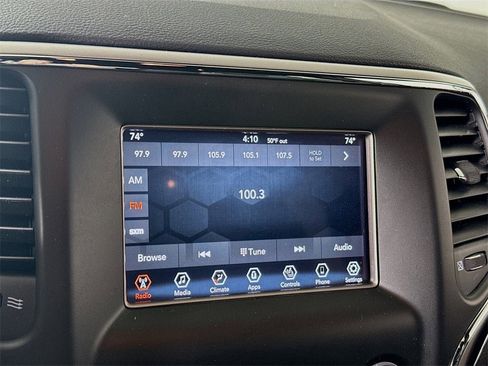 Used 2018 Jeep Grand Cherokee Limited w/ Trailer Tow Group IV image 8