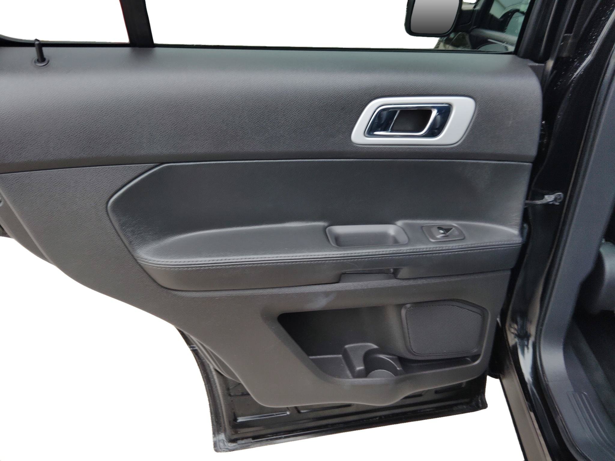 Used 2011 Ford Explorer XLT w/ 202A Rapid Spec Order Code FWD image 20