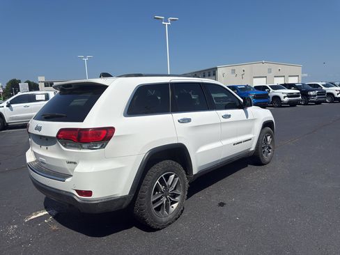 Used 2022 Jeep Grand Cherokee Limited AWD/4WD image 3