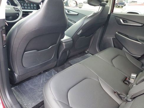 Used 2022 Kia EV6 Wind image 23
