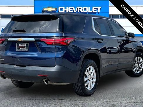 Used 2023 Chevrolet Traverse LS FWD image 19