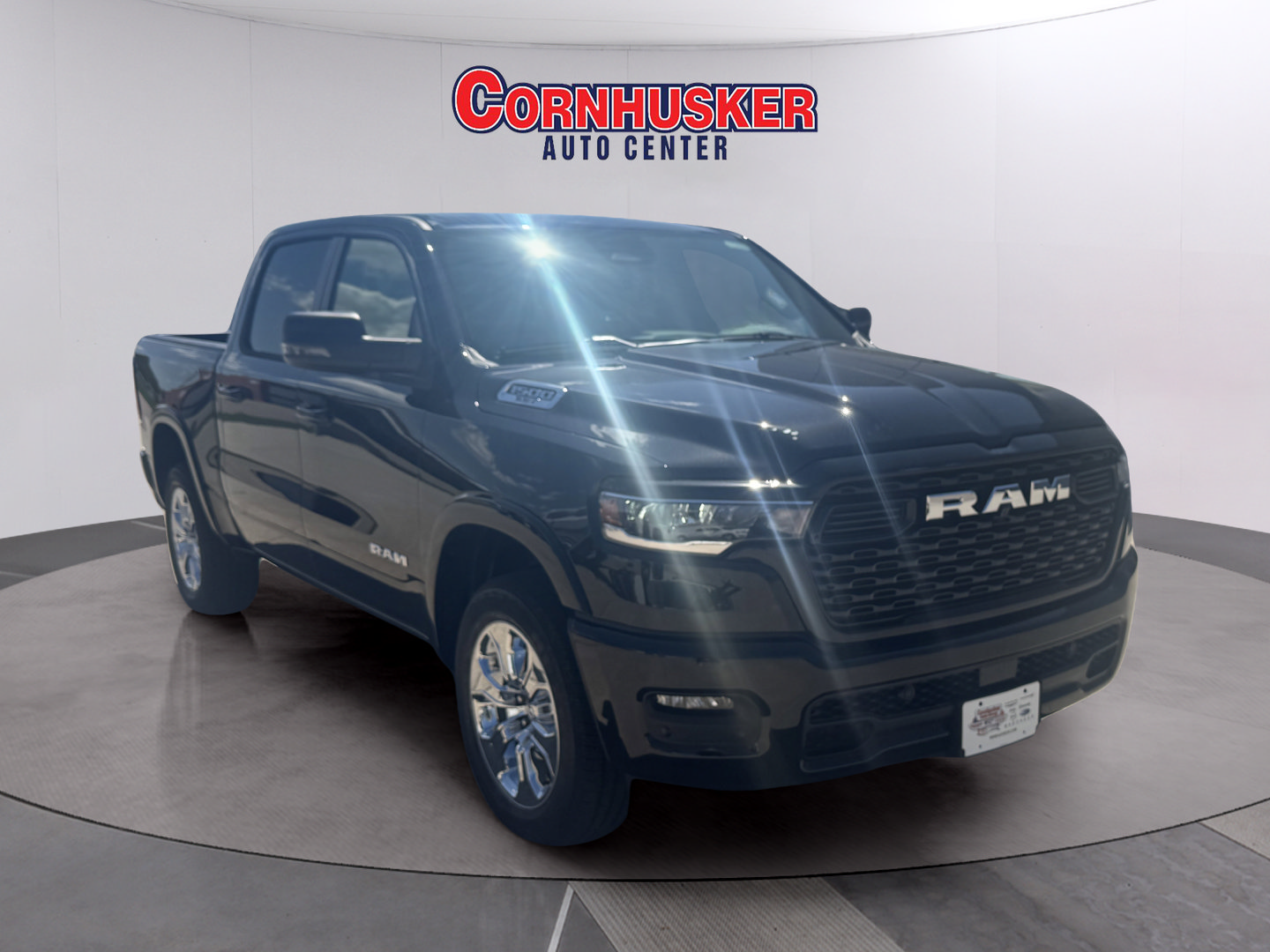 Used 2025 RAM 1500 Big Horn AWD/4WD image 1