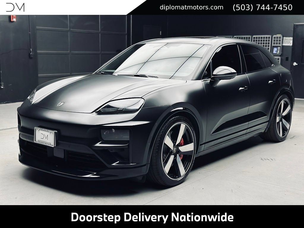 Used 2024 Porsche Macan Turbo Electric AWD/4WD image 1