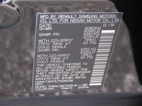 Used 2020 Nissan Rogue SV image 14