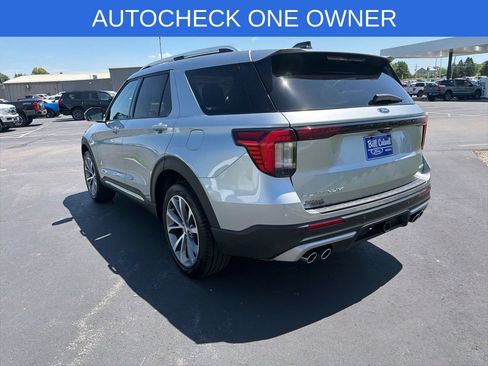 Certified 2025 Ford Explorer Platinum w/ Ultimate Package AWD/4WD image 6