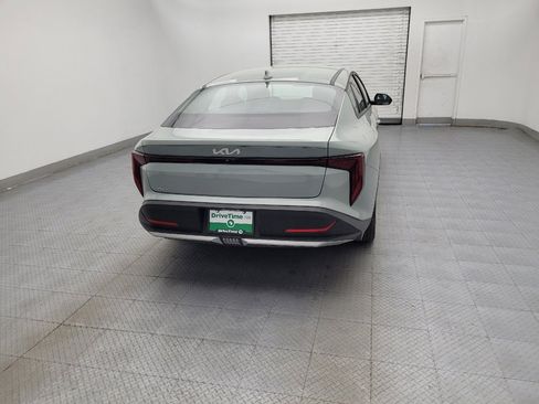 Used 2025 Kia K4 LXS image 7