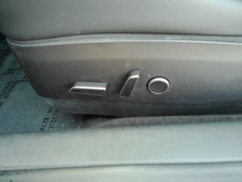Used 2023 Tesla Model 3 Standard Range RWD image 13