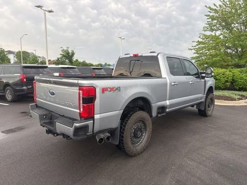 Used 2023 Ford F350 Lariat w/ Lariat Ultimate Package AWD/4WD image 7