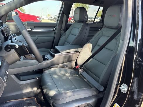 New 2026 GMC Terrain AT4 AWD/4WD image 19